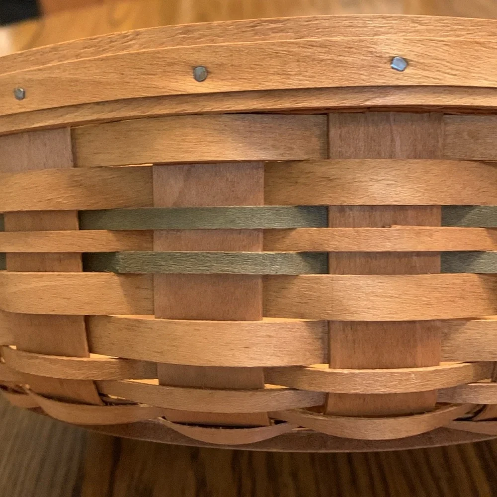 Longaberger Round Serving Basket with Lidded Protector and Liner